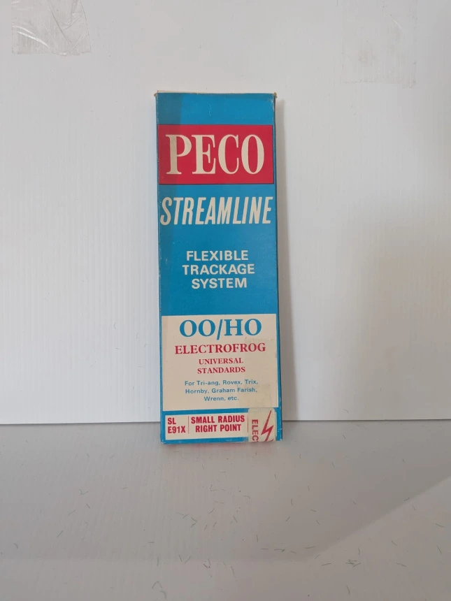 1/76 AIGUILLAGE PETIT RAYON R/H 185MM PECO SLE-91X occasions