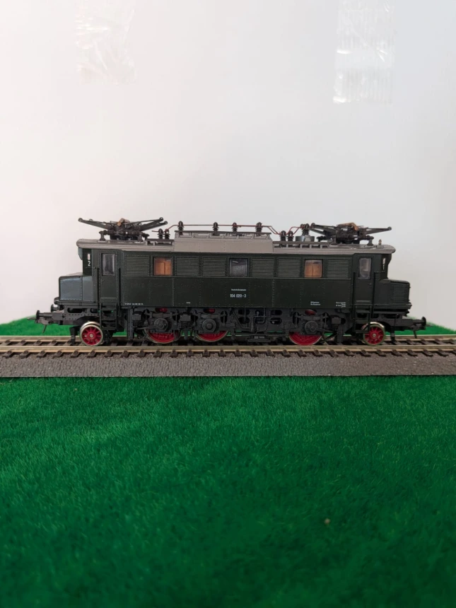 Locomotive électrique HO BR 104 Roco 04144S occasion digitalisée