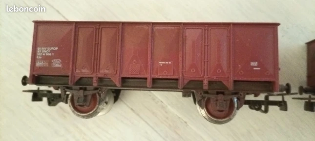 JOUEF : wagon-tombereau à 2 essieux SNCF type OCEM réf. 6225