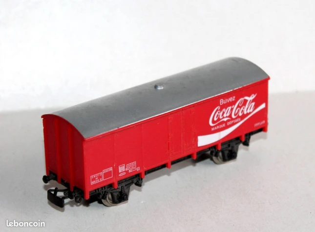 Jouef : wagon couvert frigorifique à 2 essieux SNCF Coca-Cola* réf. 6265